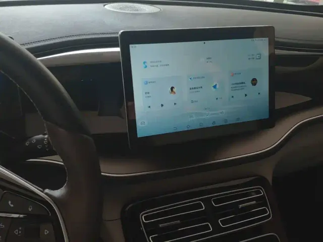 BYD Qin PLUS — Фото автомобиля 12