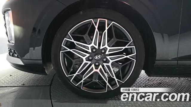 Hyundai Grandeur Grandeur (GN7) 2.5 Бензин 2WD — Фото автомобиля 2