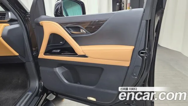 Lexus LX — Фото автомобиля 19