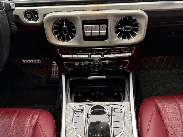 Mercedes-Benz G-Class — Фото автомобиля 13