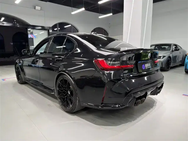 BMW M3 — Фото автомобиля 4