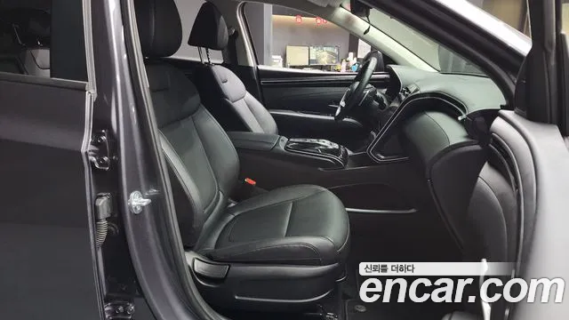 Hyundai Tucson Tucson (NX4) Дизель 2.0 4WD — Фото автомобиля 11