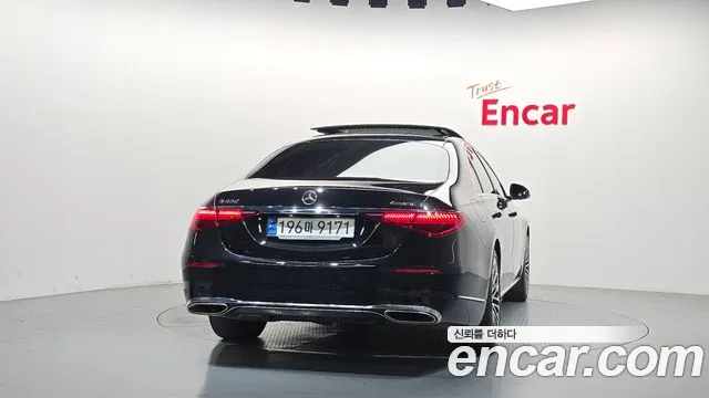 Mercedes-Benz S-Class — Фото автомобиля 4
