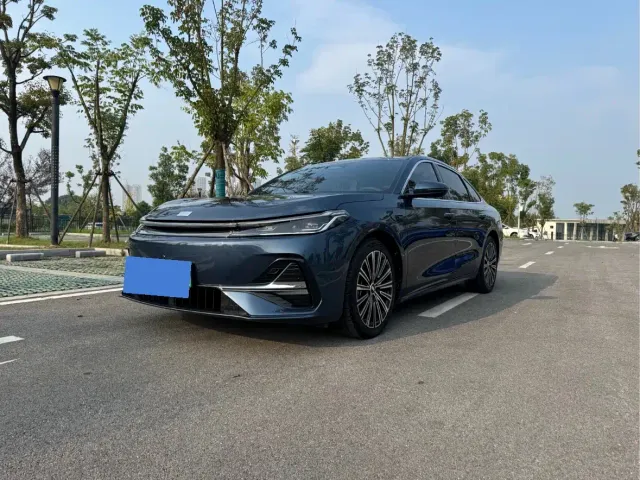 Фотография автомобиля — Geely Galaxy A7
