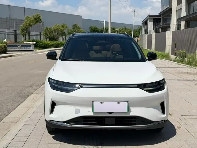 Leapmotor Leapmotor C11 2024 Pure Electric 580 Premium Edition — Фото автомобиля 2