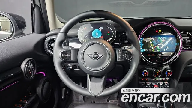 Mini Cooper Cooper 5 дверей Classic Plus — Фото автомобиля 13