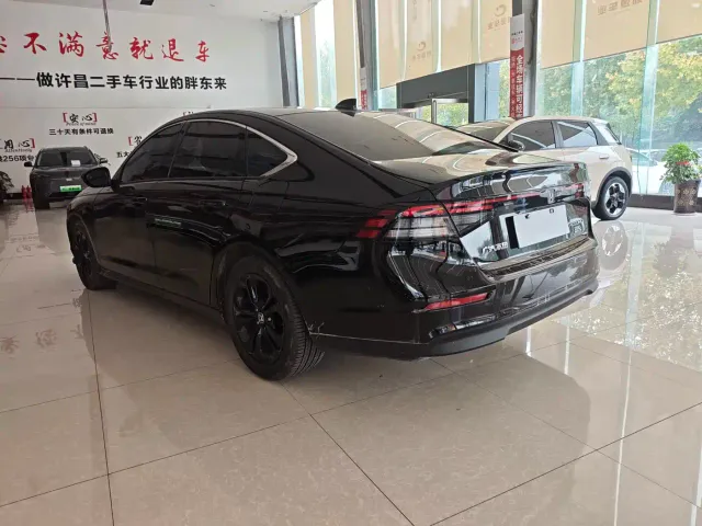 Honda Accord — Фото автомобиля 6