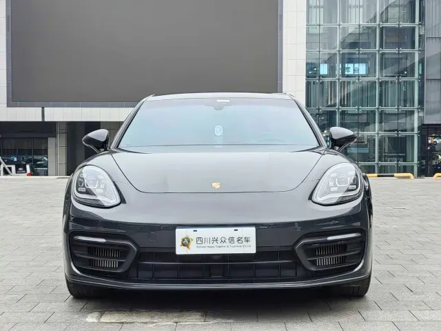 Porsche Panamera — Фото автомобиля 3