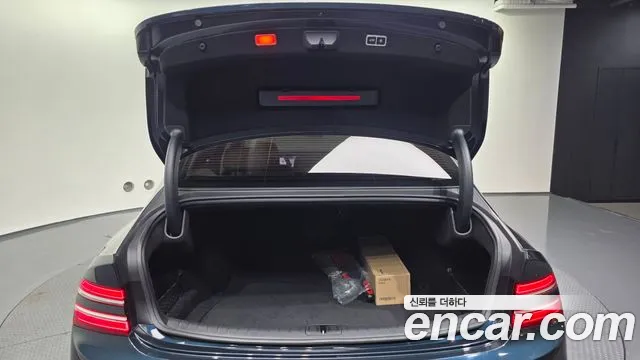 Genesis G80 Бензин 2.5 турбо AWD — Фото автомобиля 18