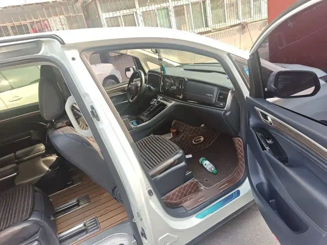 GAC Trumpchi M8 — Фото автомобиля 17