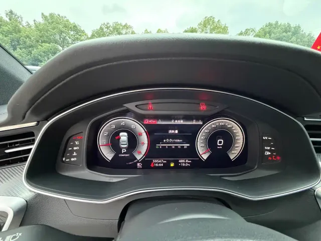 Audi A6L — Фото автомобиля 11