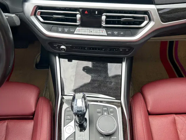 BMW 3 Series — Фото автомобиля 13