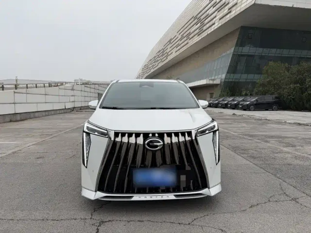 GAC Trumpchi M8 — Фото автомобиля 6