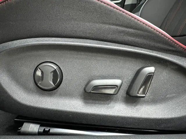 Volkswagen Lamando — Фото автомобиля 21