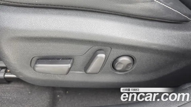 Kia Niro — Фото автомобиля 20
