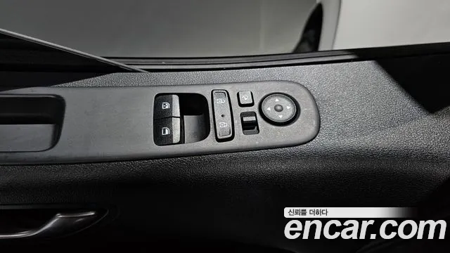 Hyundai Staria — Фото автомобиля 29