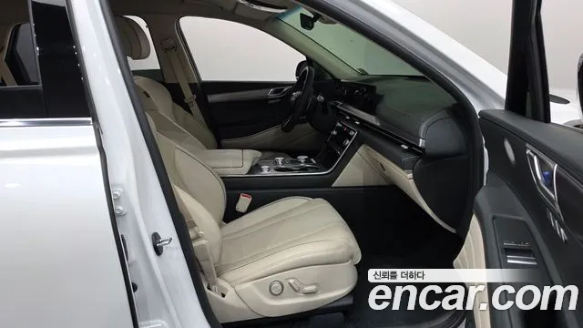 Genesis GV80 — Фото автомобиля 16