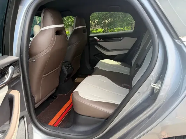BYD Qin PLUS — Фото автомобиля 5