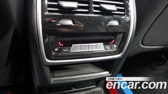 BMW X6 xDrive40i M Sport — Фото автомобиля 19