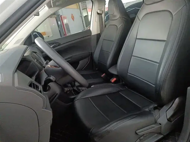 Volkswagen T-Cross — Фото автомобиля 10