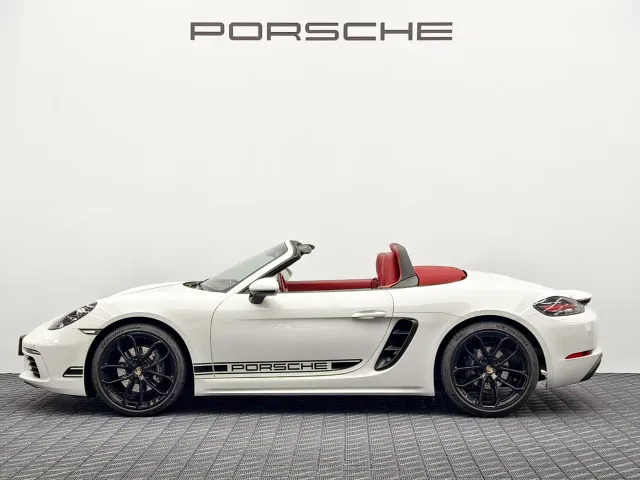 Porsche 718 — Фото автомобиля 4