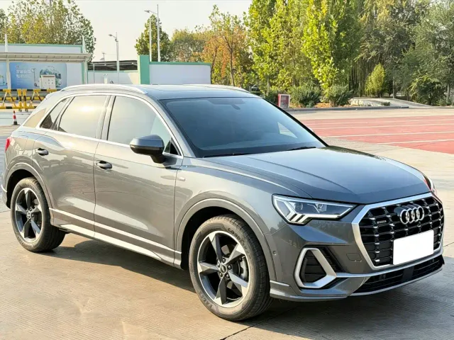 Audi Q3 — Фото автомобиля 3