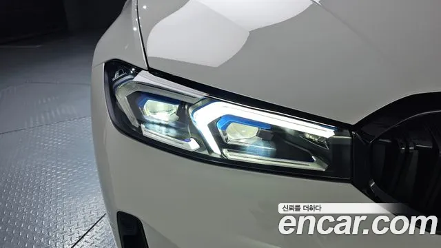 BMW 3-Series 3 серия (G20) 320i M Sport — Фото автомобиля 18
