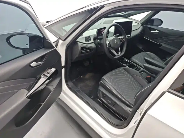 Volkswagen ID.3 — Фото автомобиля 15