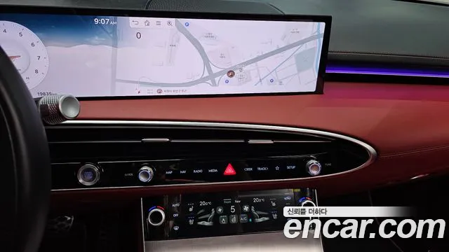 Genesis GV70 — Фото автомобиля 19