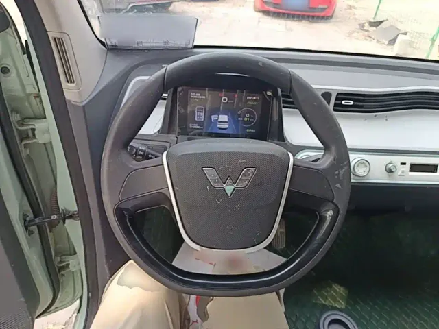 Wuling Hongguang Mini EV — Фото автомобиля 10