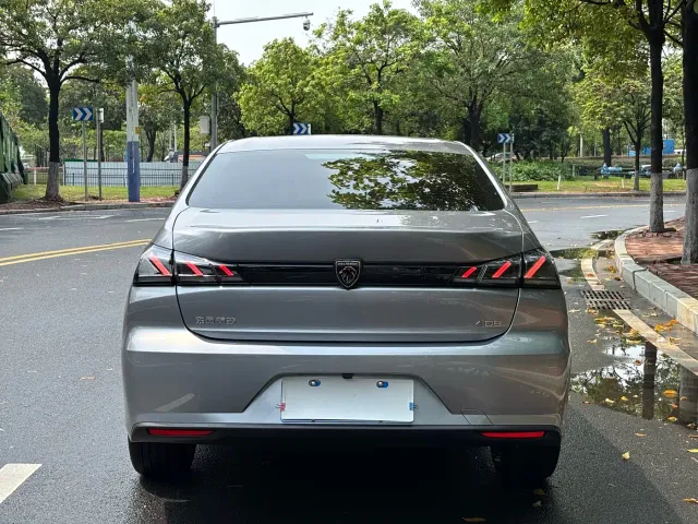 Peugeot 408 — Фото автомобиля 29