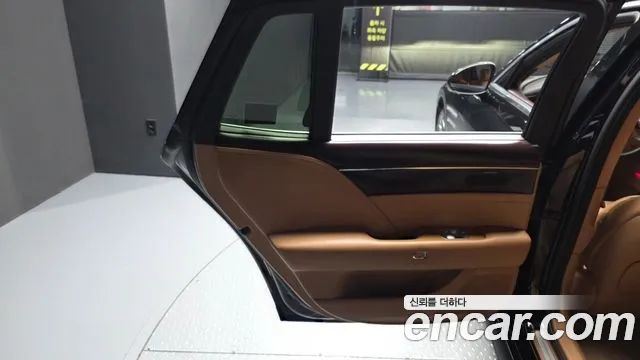 Genesis G90 RS4 — Фото автомобиля 14