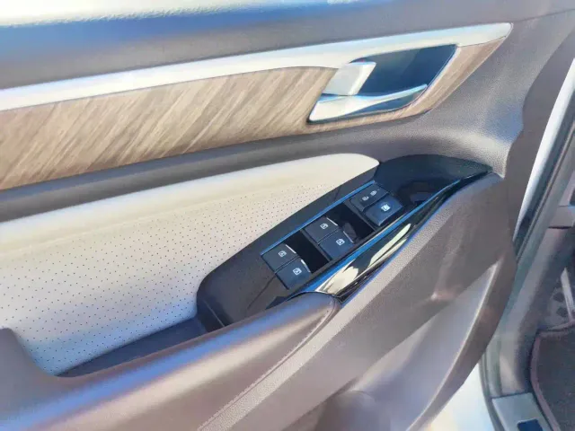 GAC Trumpchi M8 — Фото автомобиля 9