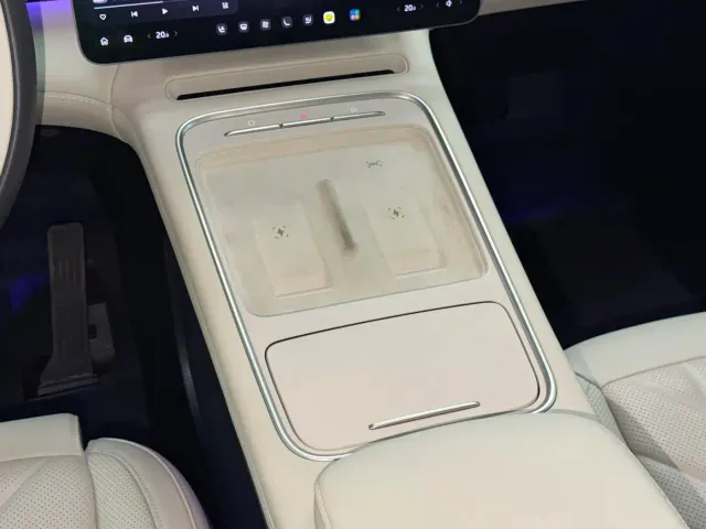 Nio EC6 — Фото автомобиля 14