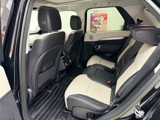 Land Rover Discovery — Фото автомобиля 10