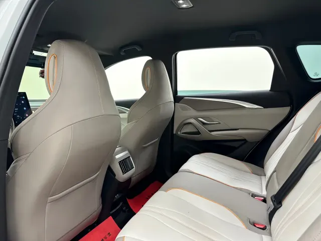 BYD Song Pro — Фото автомобиля 17