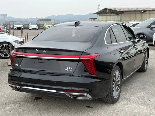 Hongqi H5 — Фото автомобиля 12