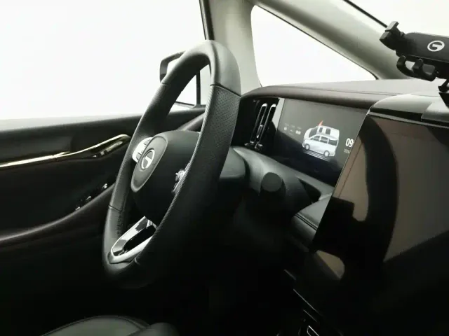 GAC Trumpchi M8 — Фото автомобиля 22