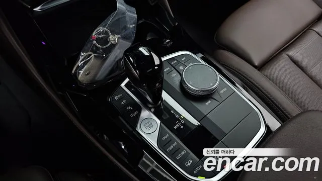 BMW X4 xDrive20i M Sport — Фото автомобиля 9