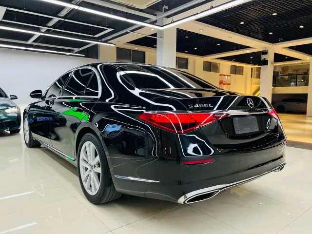 Mercedes-Benz S-Class — Фото автомобиля 17