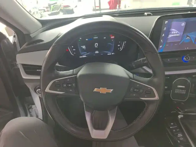 Chevrolet Menlo — Фото автомобиля 10