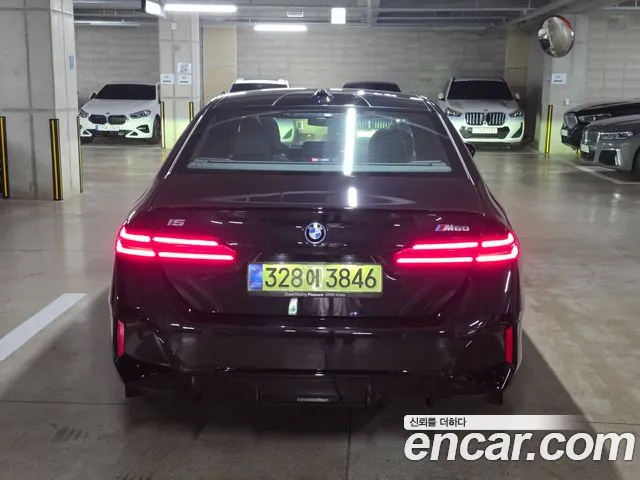 BMW i5 — Фото автомобиля 4