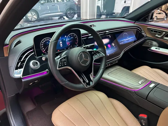 Mercedes-Benz E-Class — Фото автомобиля 15
