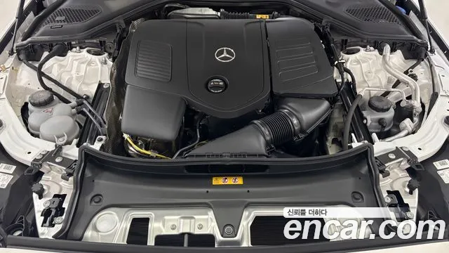 Mercedes-Benz E-Class — Фото автомобиля 6