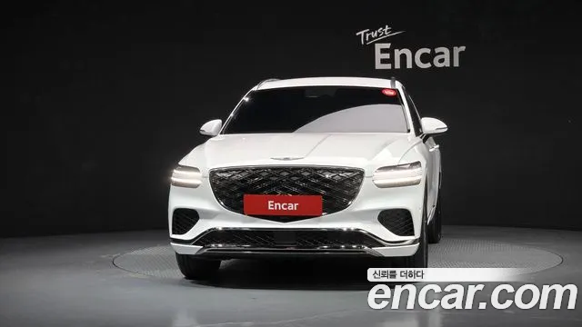 Genesis GV70 2.5T Бензин 2WD — Фото автомобиля 3