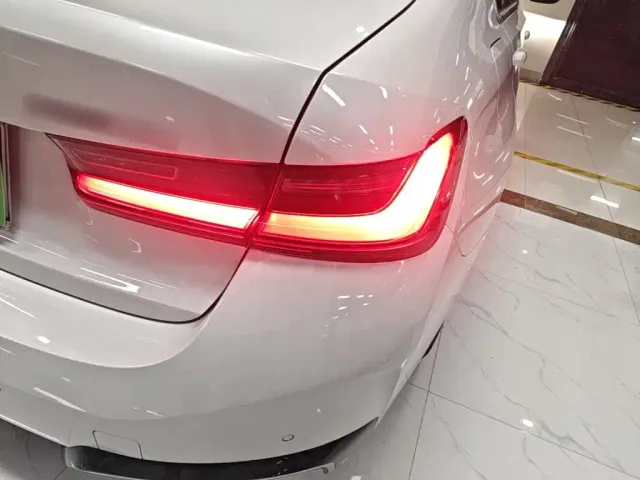BMW i3 — Фото автомобиля 7