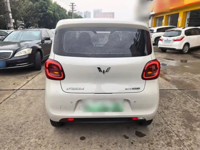 Wuling Hongguang Mini EV — Фото автомобиля 5
