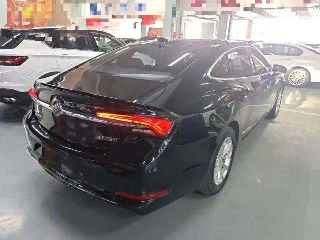 Buick LaCrosse — Фото автомобиля 6