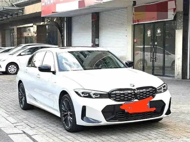 BMW 3 Series — Фото автомобиля 3