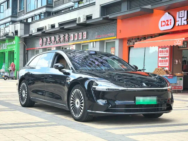 Stelato S9T — Фото автомобиля 3